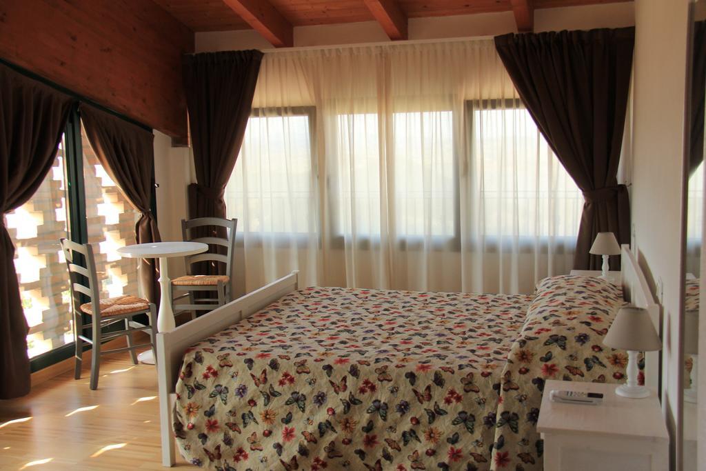 Vila La Palazzina Di Ciagnano Ozzano dell'Emilia Pokoj fotografie